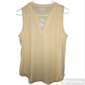 Maurices sleeveless yellow shirt‎ NWT